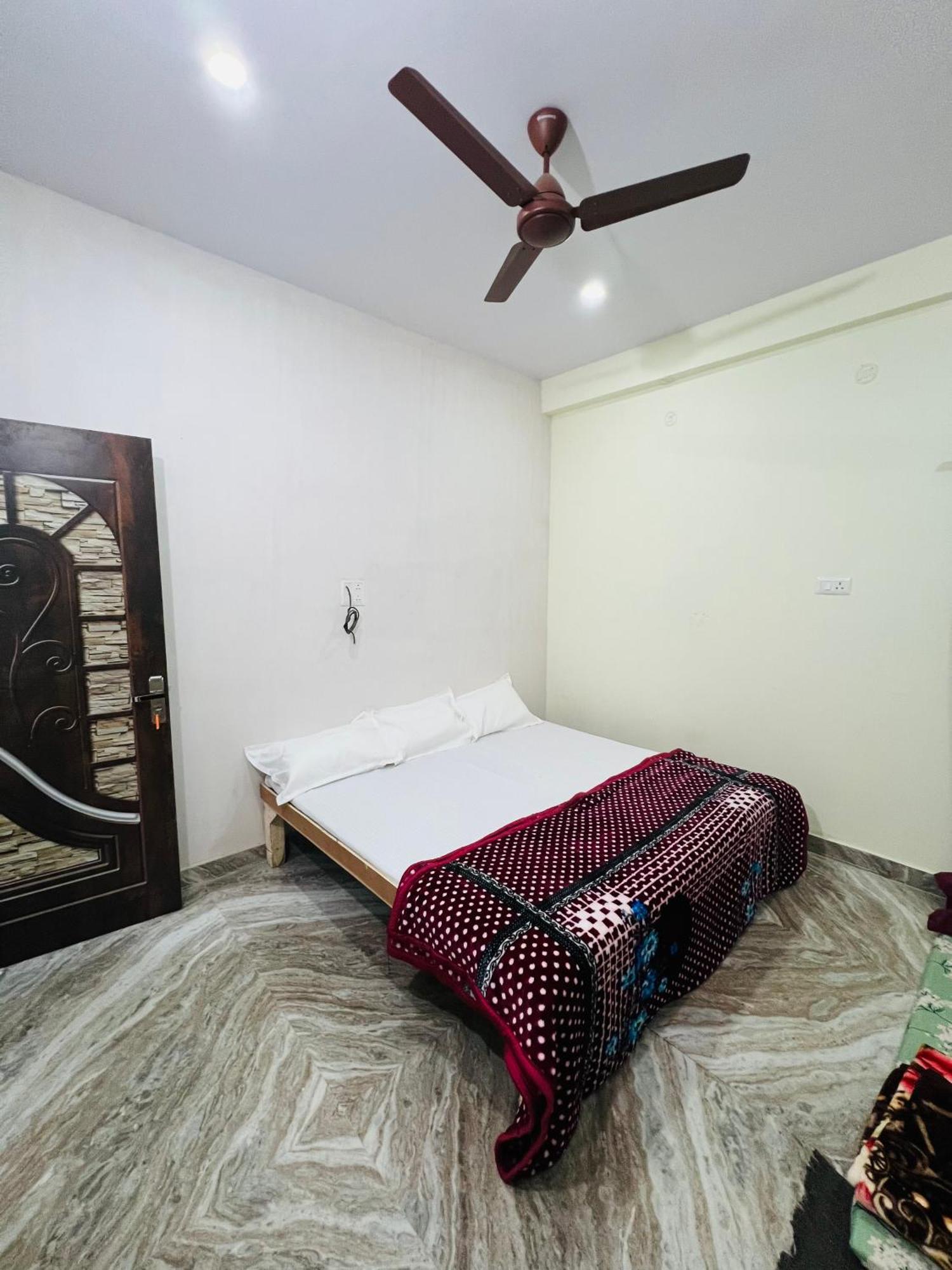 Annapurna Homestays Varanasi Exterior photo