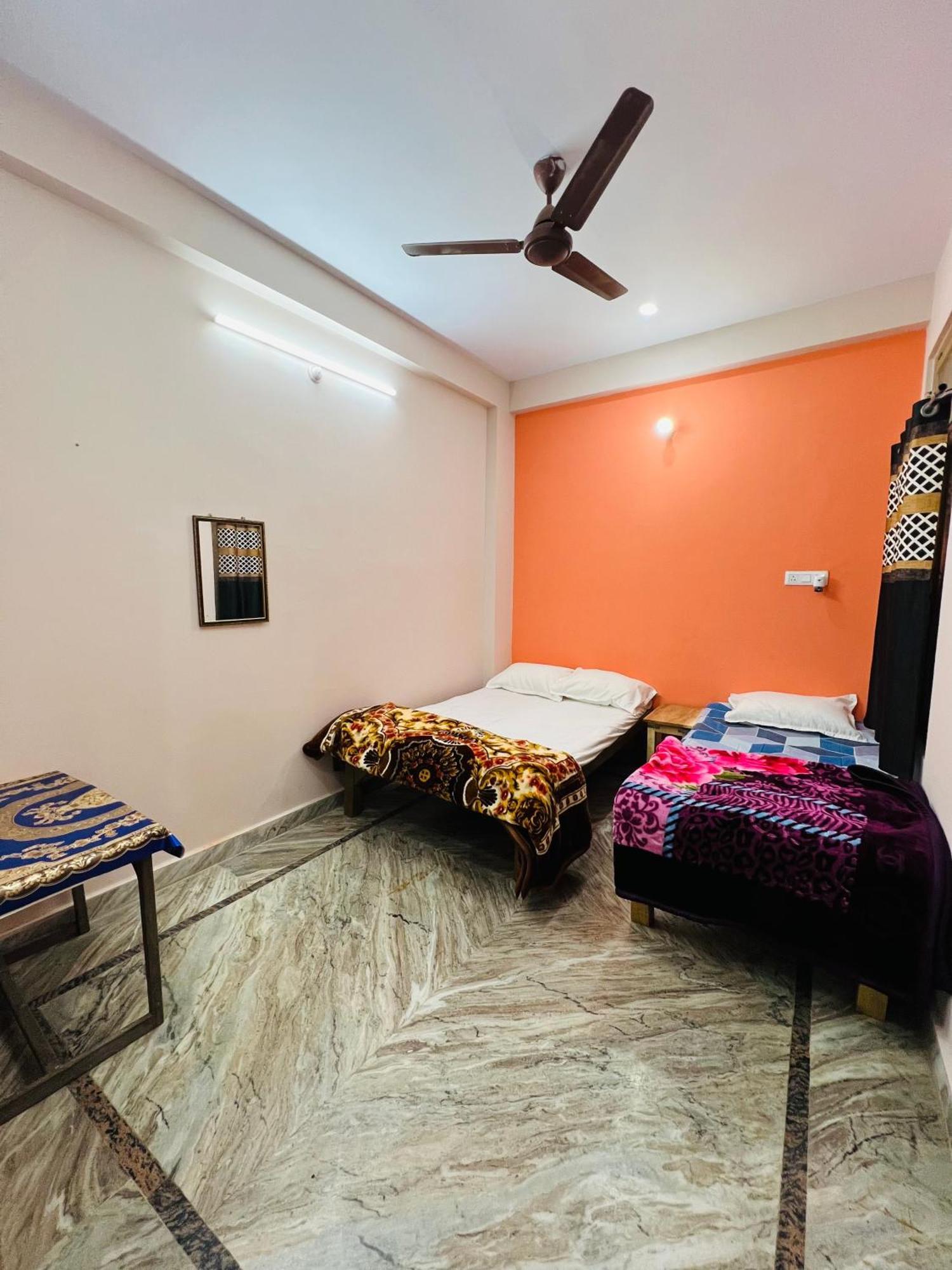 Annapurna Homestays Varanasi Exterior photo